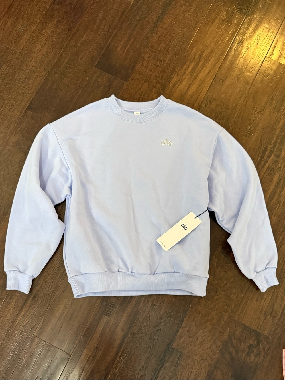 NWT Alo Accolade Sweatshirt size XS Light Provence Blue